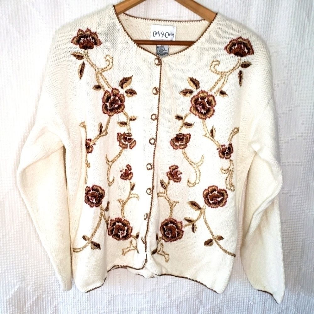 Vintage • 🌹Embroidered cardigan